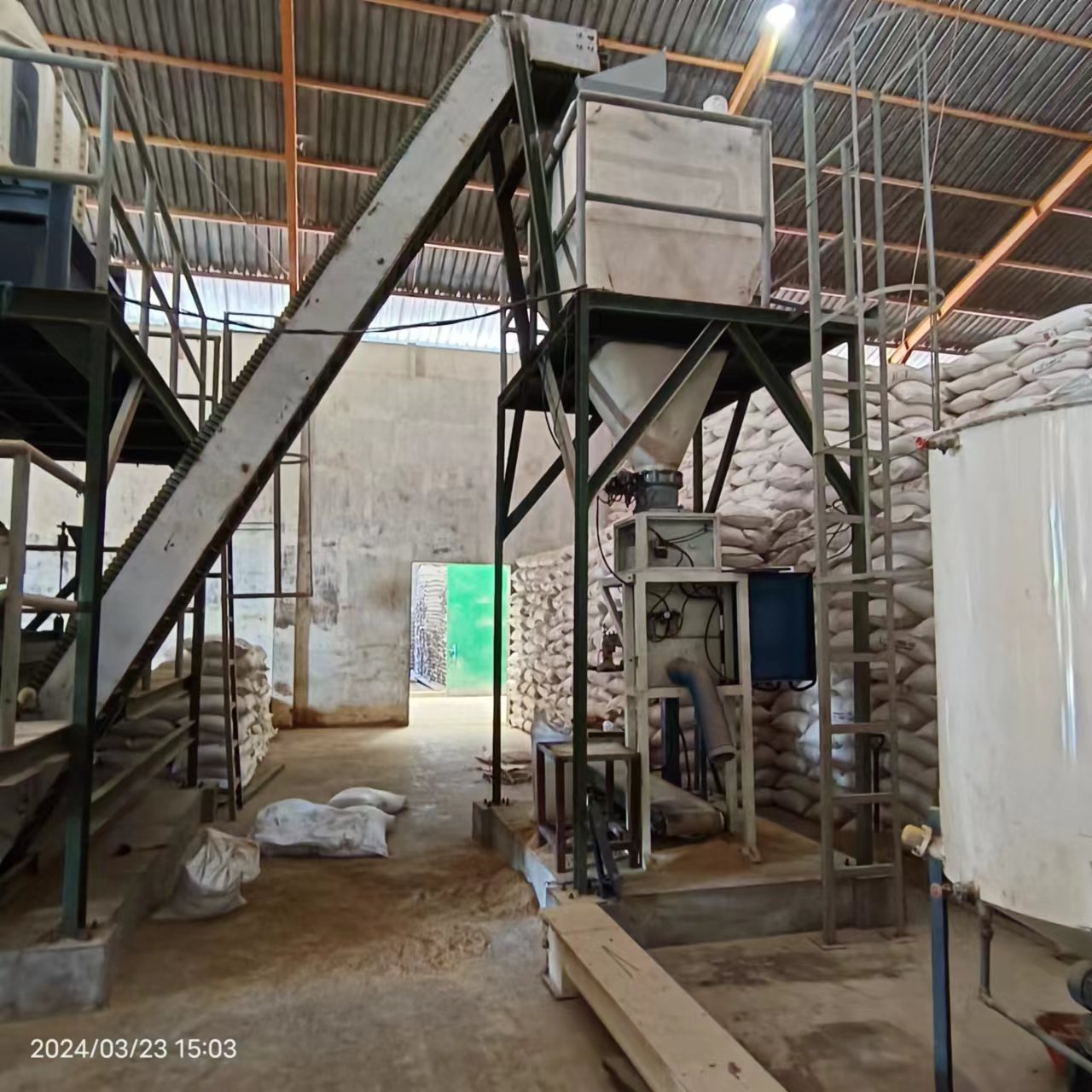 SUNSHINE Industrial SZLH350 Ring Die Feed Pellet Machine Production Line